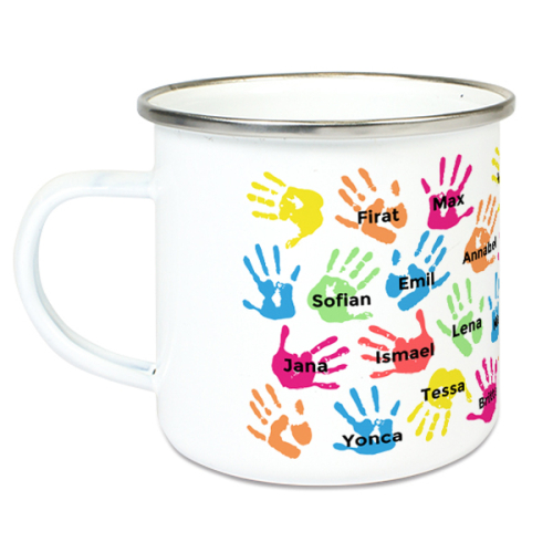 Emaille-Tasse Kinderhände